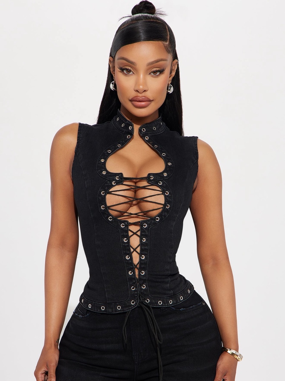 Eyelet Lace-Up Sleeveless Denim Camisole in Black